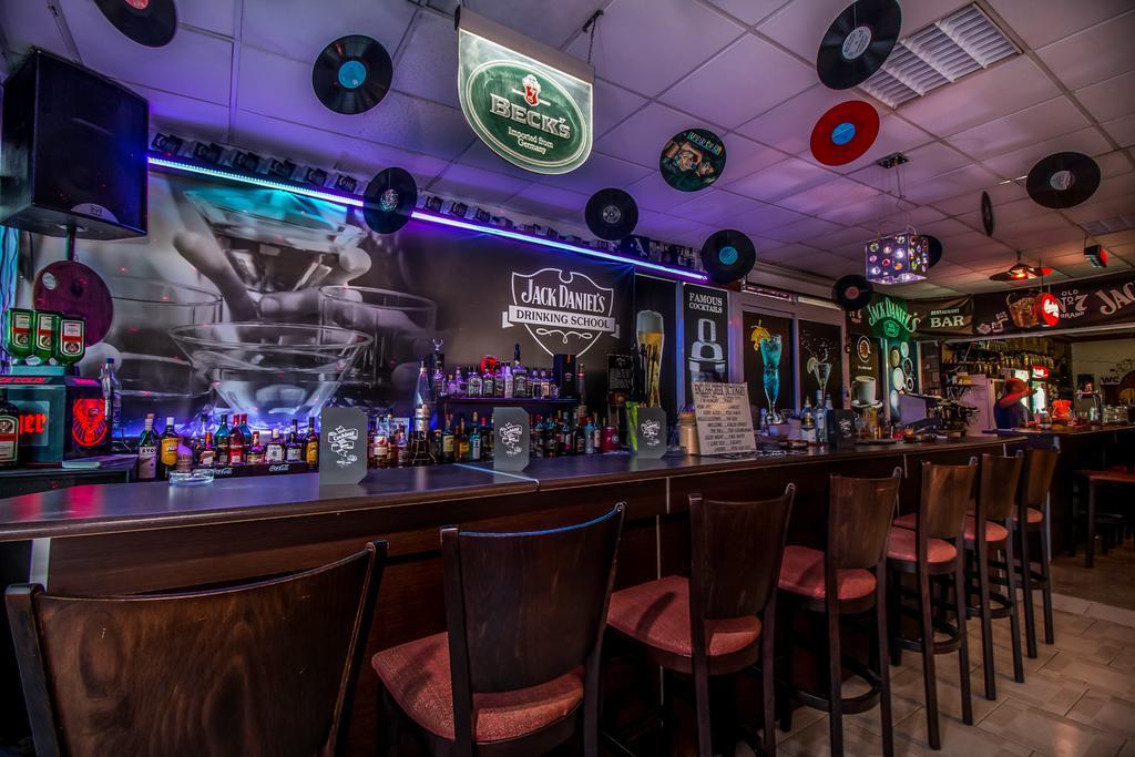 Jack Daniel Friends Apartment Faliraki Exterior foto
